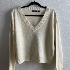 Brave Soul -  Cream-  v-Neck sweater - small